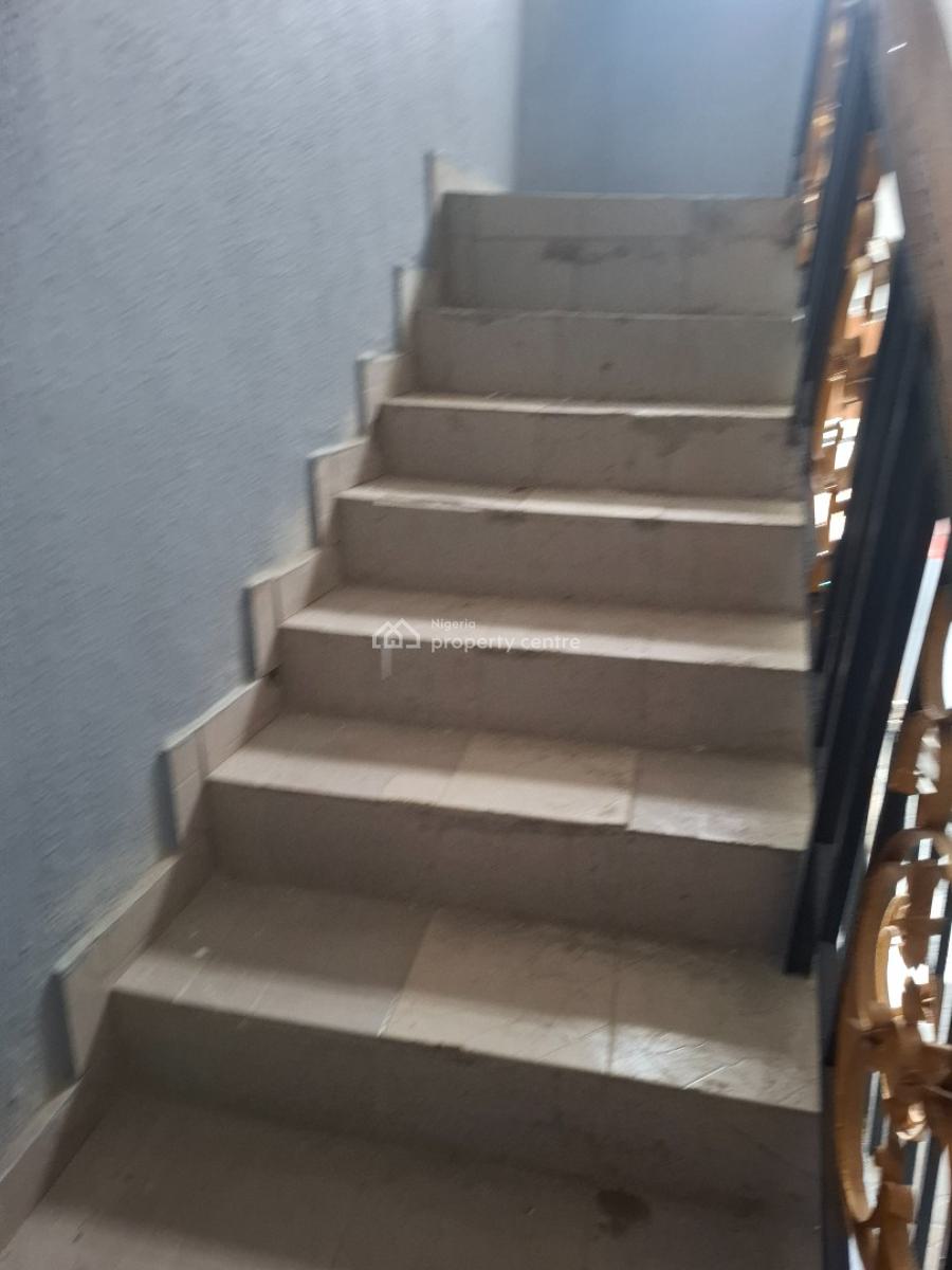 Newly Renovated 2 Bedroom Upstairs, Ado, Ajah, Lagos, Flat / Apartment for Rent
