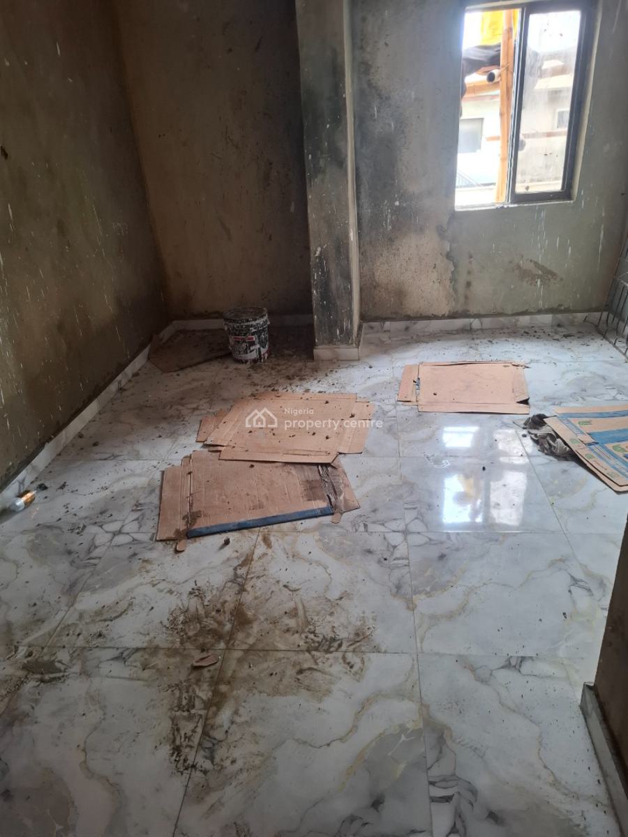 Newly Renovated 2 Bedroom Upstairs, Ado, Ajah, Lagos, Flat / Apartment for Rent