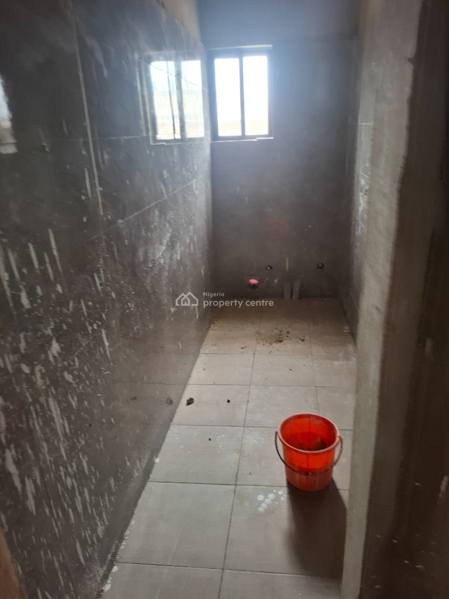 Newly Renovated 2 Bedroom Upstairs, Ado, Ajah, Lagos, Flat / Apartment for Rent