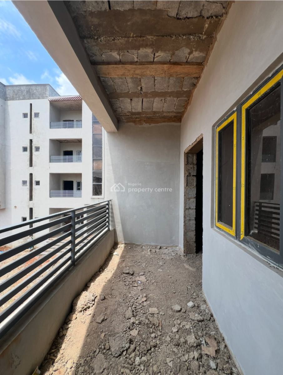 Distress Advance Shell & Spacious 3 Bedroom Apartment with En-suite Bq, Katampe, Abuja, Flat / Apartment for Sale