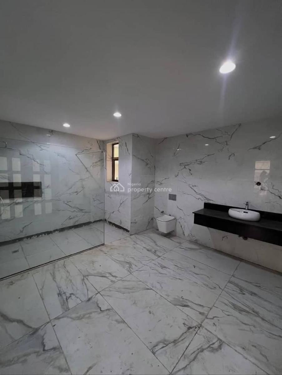 Spacious 6 Bedroom Duplex with Swimming Pool, Guzape District, Abuja, Detached Duplex for Sale