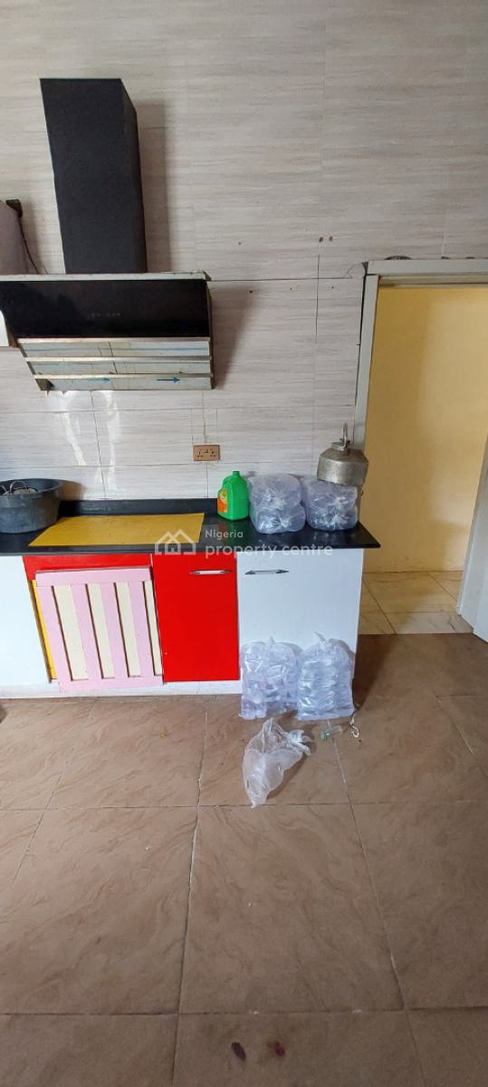Spacious Boys Quarter with Separate Kitchen, Ologolo, Lekki, Lagos, Terraced Duplex for Rent
