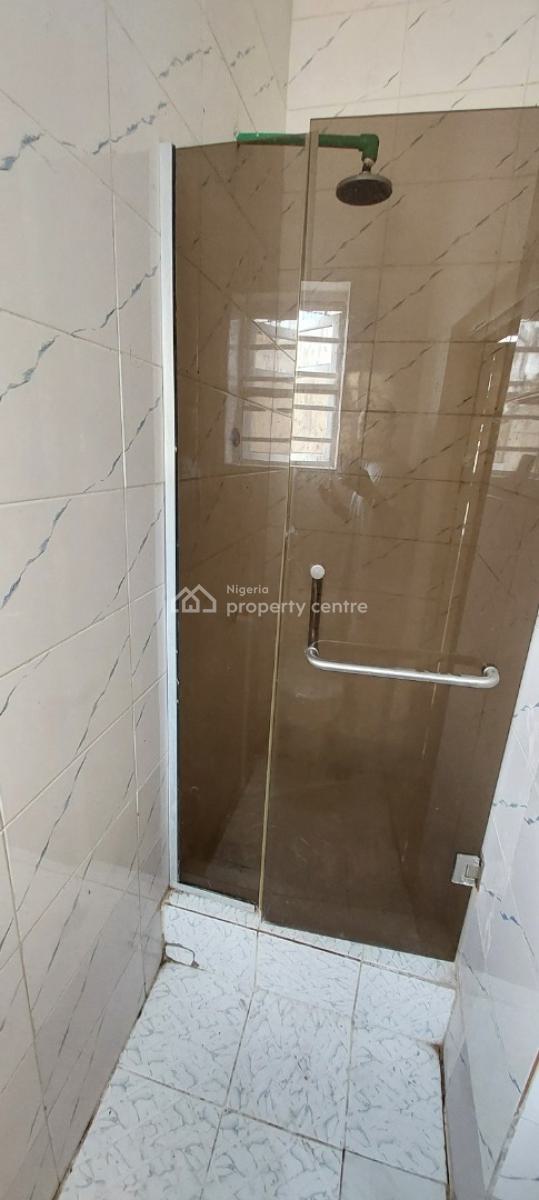 Spacious Boys Quarter with Separate Kitchen, Ologolo, Lekki, Lagos, Terraced Duplex for Rent