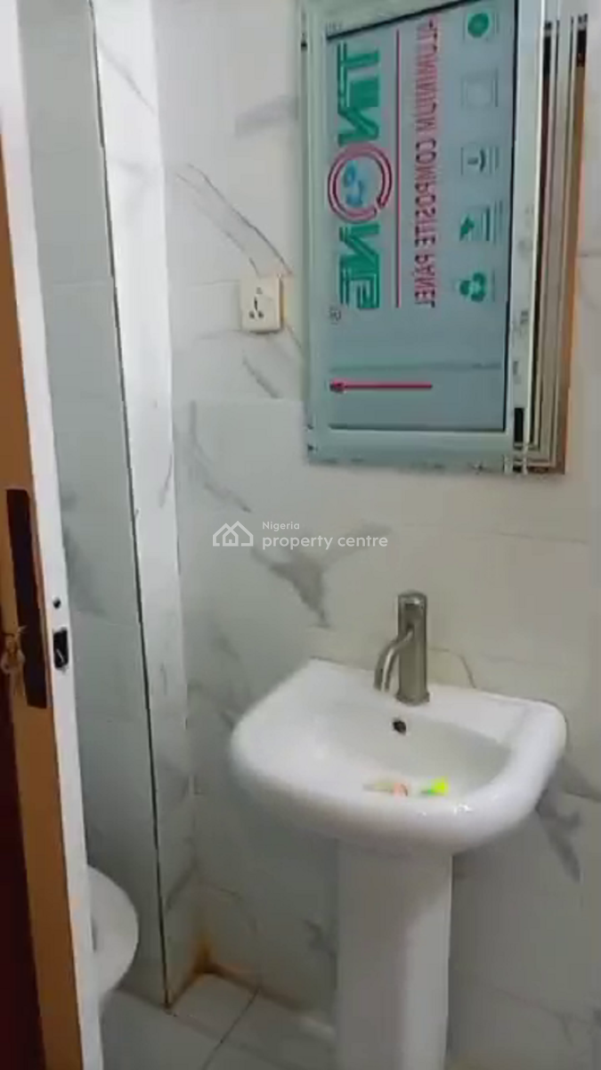 Nicely Furnished 2 Bedroom Apartment, Surulere, Lagos, Flat / Apartment Short Let