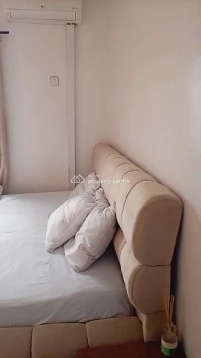 Nicely Furnished 2 Bedroom Apartment, Surulere, Lagos, Flat / Apartment Short Let