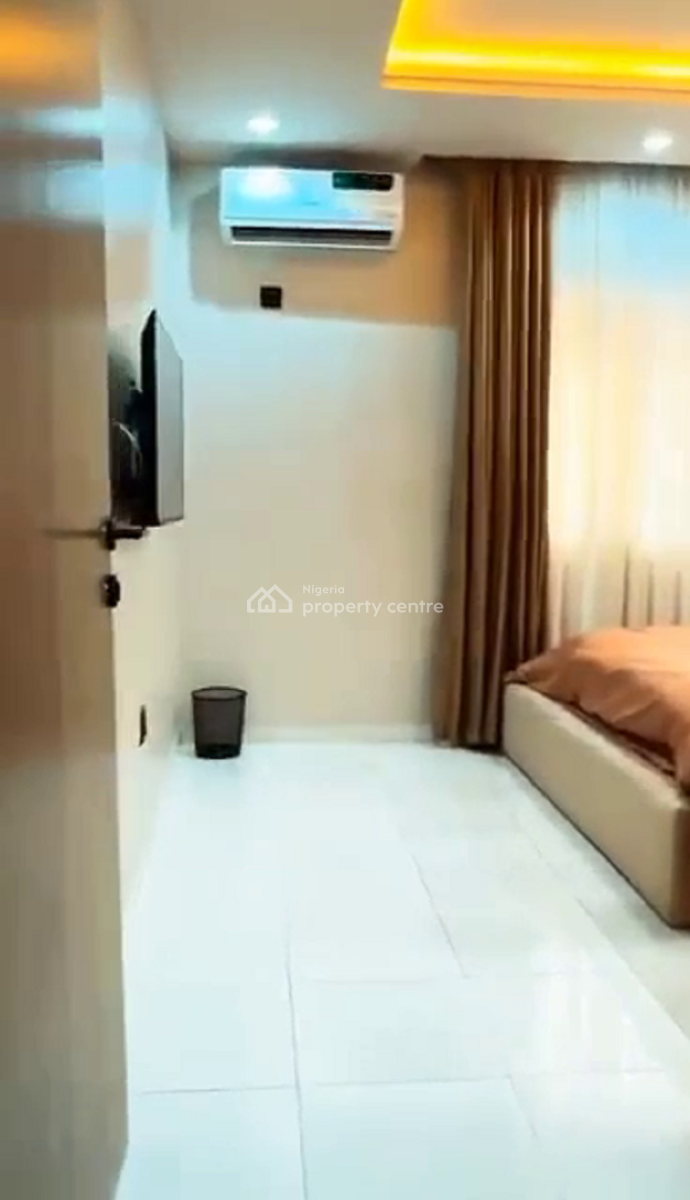 Nicely Furnished 2 Bedroom Apartment, Surulere, Lagos, Flat / Apartment Short Let