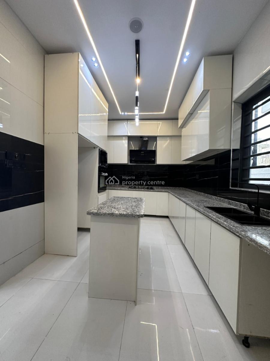 Luxury 4 Bedrooms Semi-detached Duplex, Lekki, Lagos, Semi-detached Duplex for Sale