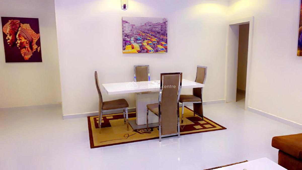 Nicely Furnished 3 Bedroom Apartment, Surulere, Lagos, Flat / Apartment Short Let