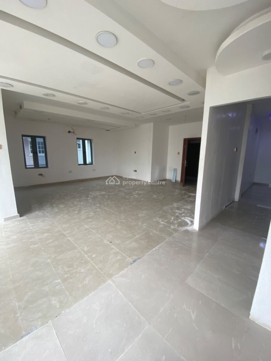 Very Spacious Shop Space, Off Emmanuel Abimbola Cole, Lekki Phase 1, Lekki, Lagos, Shop for Rent