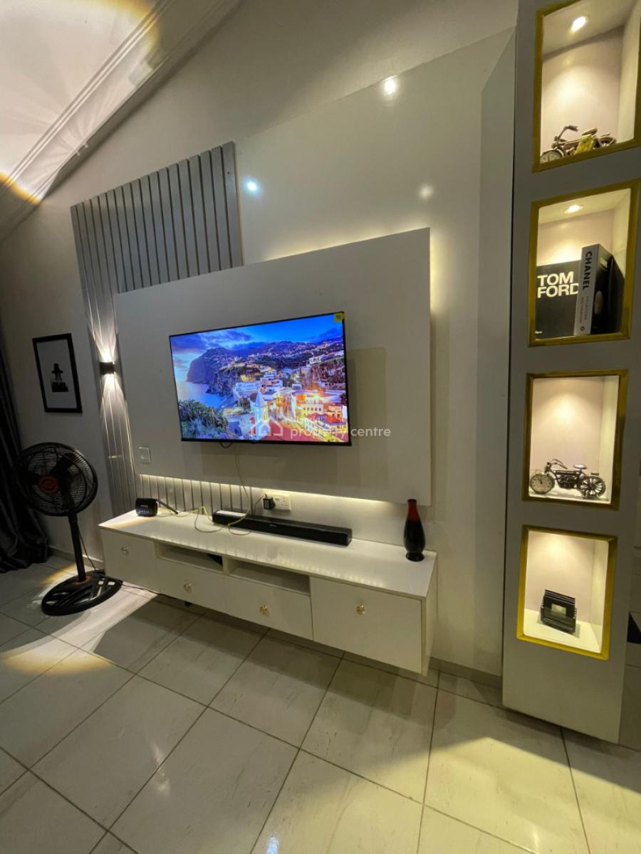 Nicely Furnished Studio Apartment, Osapa, Lekki, Lagos, Flat / Apartment Short Let