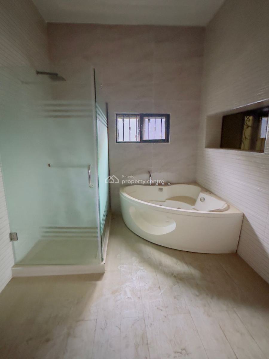 Luxurious 6 Bedrooms Duplex with 2 Rooms Bq, Wuse 2, Abuja, Detached Duplex for Sale