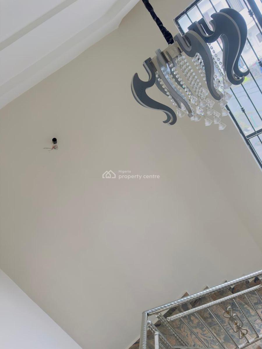 Luxurious 6 Bedrooms Duplex with 2 Rooms Bq, Wuse 2, Abuja, Detached Duplex for Sale