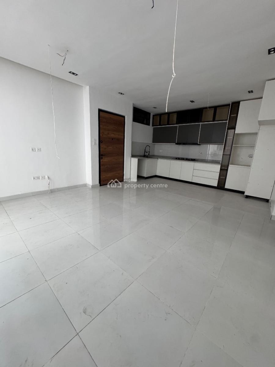 2bedroom Apartment with Pool and Gym, Lekki, Lagos, Flat / Apartment for Sale