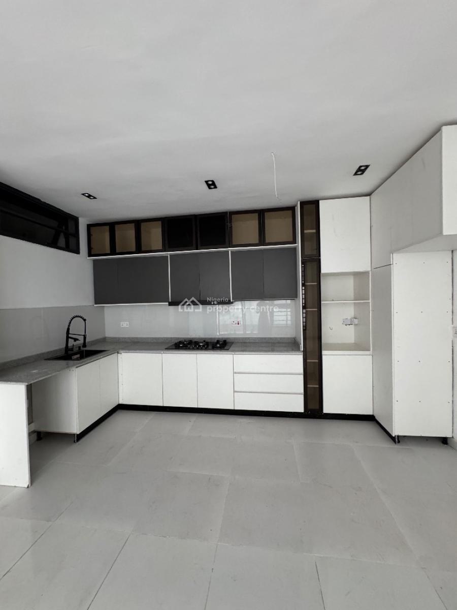2bedroom Apartment with Pool and Gym, Lekki, Lagos, Flat / Apartment for Sale