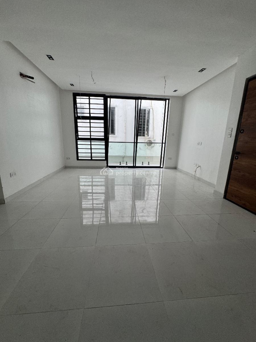 2bedroom Apartment with Pool and Gym, Lekki, Lagos, Flat / Apartment for Sale