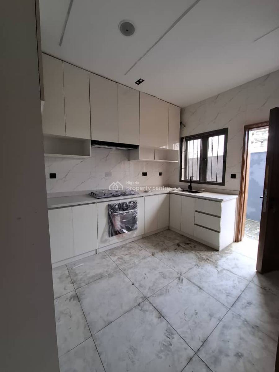 4 Bedroom Duplex, Off Freedom Way, Lekki Phase 1, Lekki, Lagos, Semi-detached Duplex for Rent