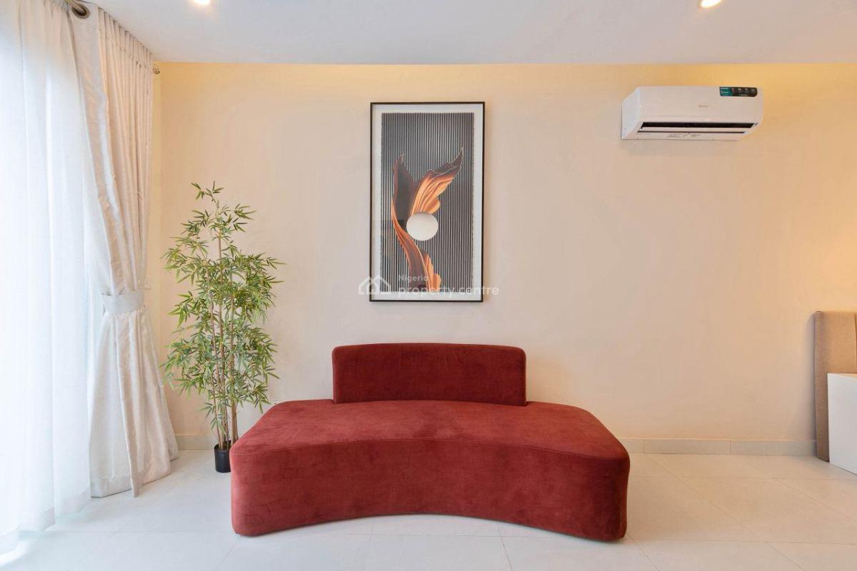 Nicely Furnished 2 Bedroom Apartment, Lekki Phase 1, Lekki, Lagos, Flat / Apartment Short Let