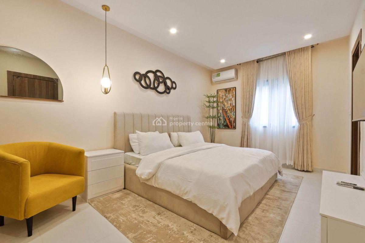 Nicely Furnished 2 Bedroom Apartment, Lekki Phase 1, Lekki, Lagos, Flat / Apartment Short Let