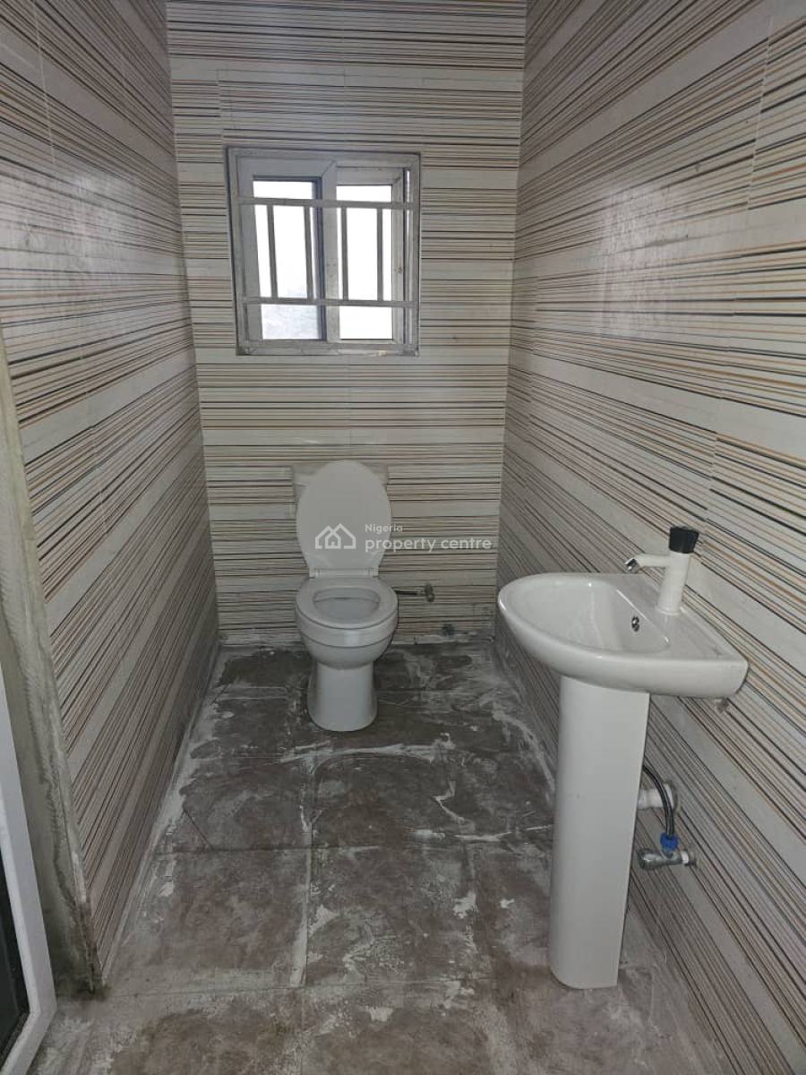 a Spacious Room Bq, Ocean Bay Estate, Orchid Road, Lekki, Lagos, Self Contain (single Rooms) for Rent