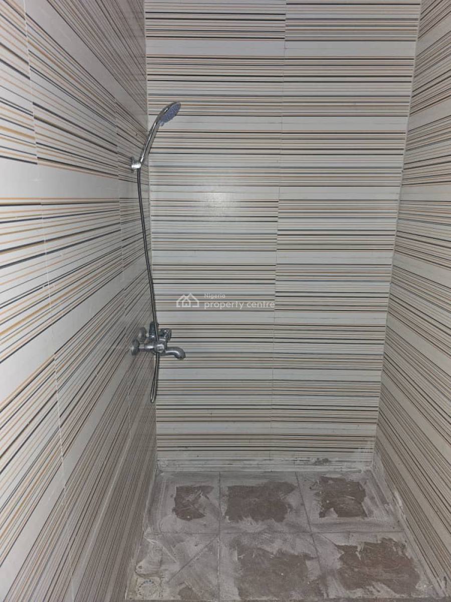 a Spacious Room Bq, Ocean Bay Estate, Orchid Road, Lekki, Lagos, Self Contain (single Rooms) for Rent