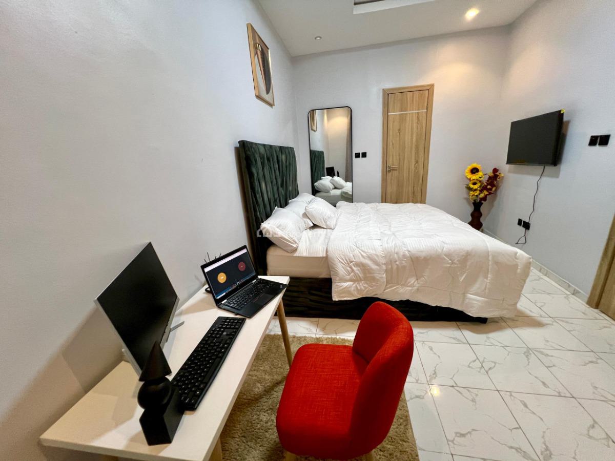 Nicely Furnished 1 Bedroom Apartment, Chevron, Lekki, Lagos, Flat / Apartment Short Let