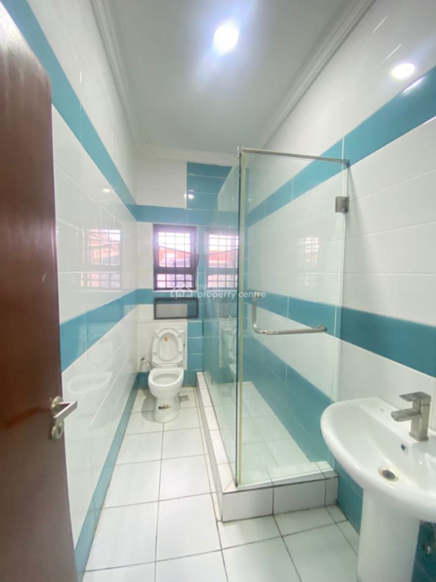 Nice 3 Bedroom Flat on The Ground Floor with Bq, United Estate, Sangotedo, Ajah, Lagos, Flat / Apartment for Rent