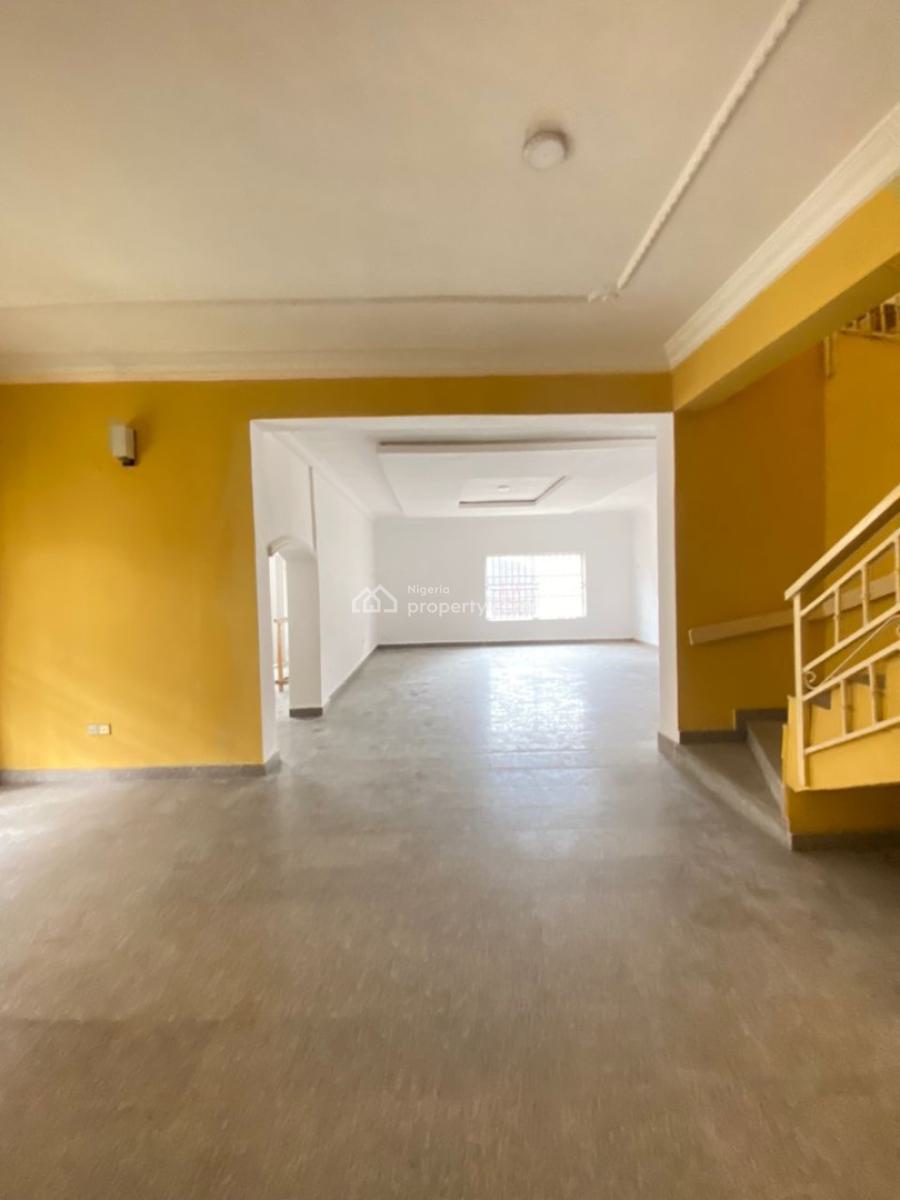 Spacious 5 Bedroom Semidetached Duplex with 2 Room Bq, Lekki Phase 1, Lekki, Lagos, Semi-detached Duplex for Rent