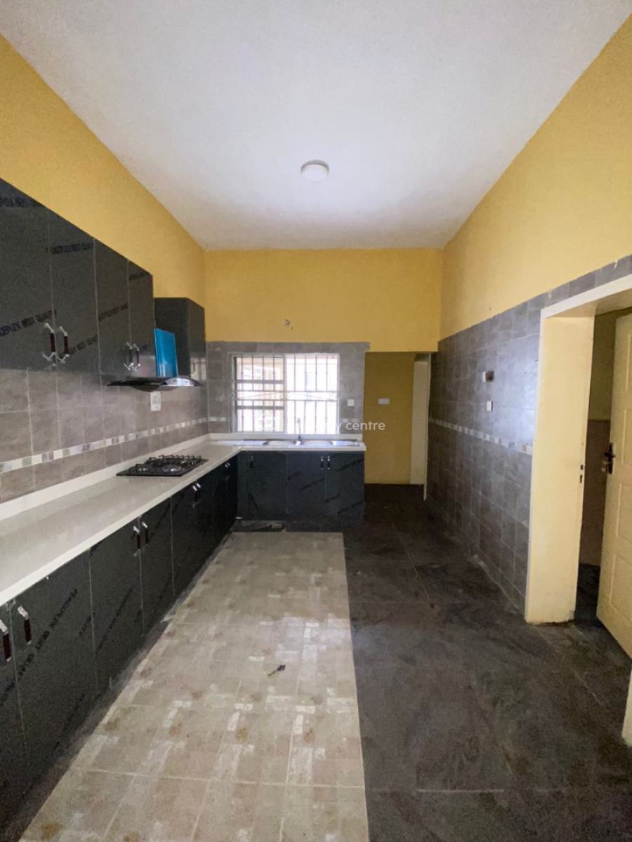 Spacious 5 Bedroom Semidetached Duplex with 2 Room Bq, Lekki Phase 1, Lekki, Lagos, Semi-detached Duplex for Rent
