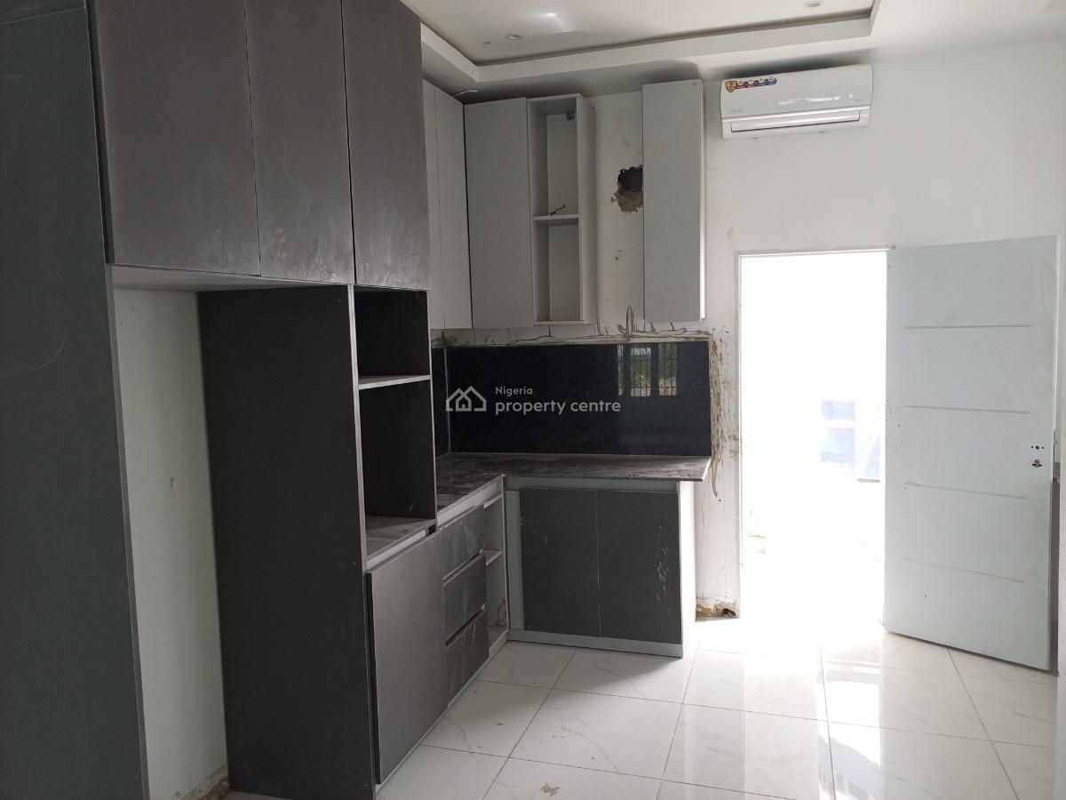 2 Bedrooms Apartment, Guzape District, Abuja, Block of Flats for Sale