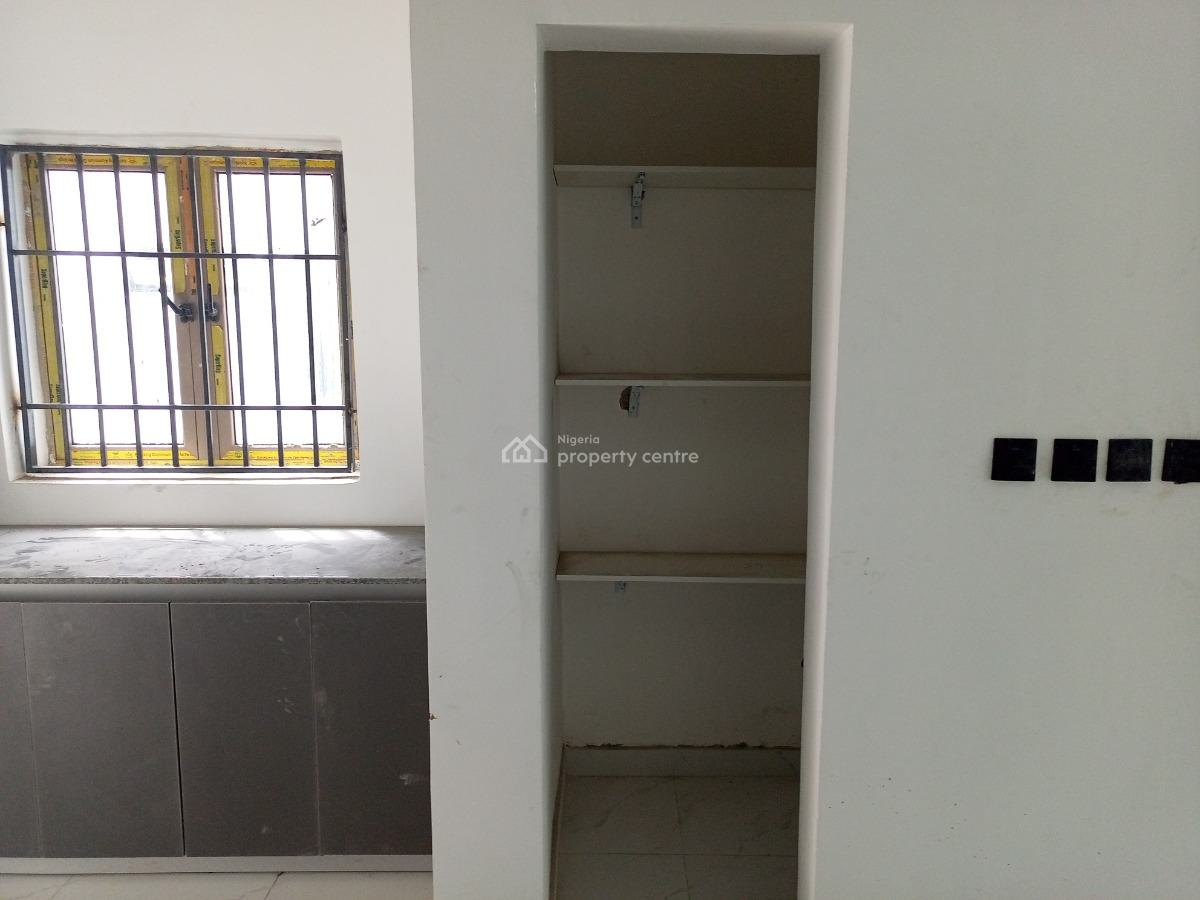 2 Bedrooms Apartment, Guzape District, Abuja, Block of Flats for Sale