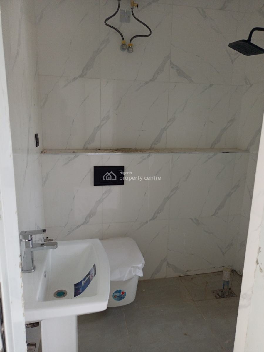 2 Bedrooms Apartment, Guzape District, Abuja, Block of Flats for Sale