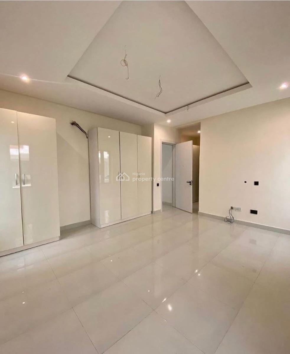 3 Bedroom Apartment with Swimming Pool, Ologolo, Lekki, Lagos, Flat / Apartment for Rent