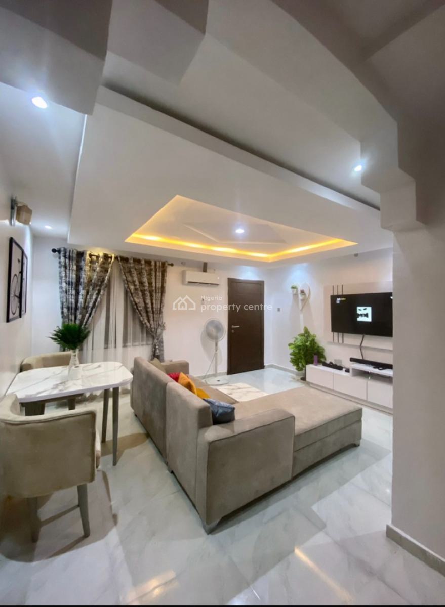 Nicely Furnished 2 Bedroom Apartment, Gbagada, Lagos, Flat / Apartment Short Let