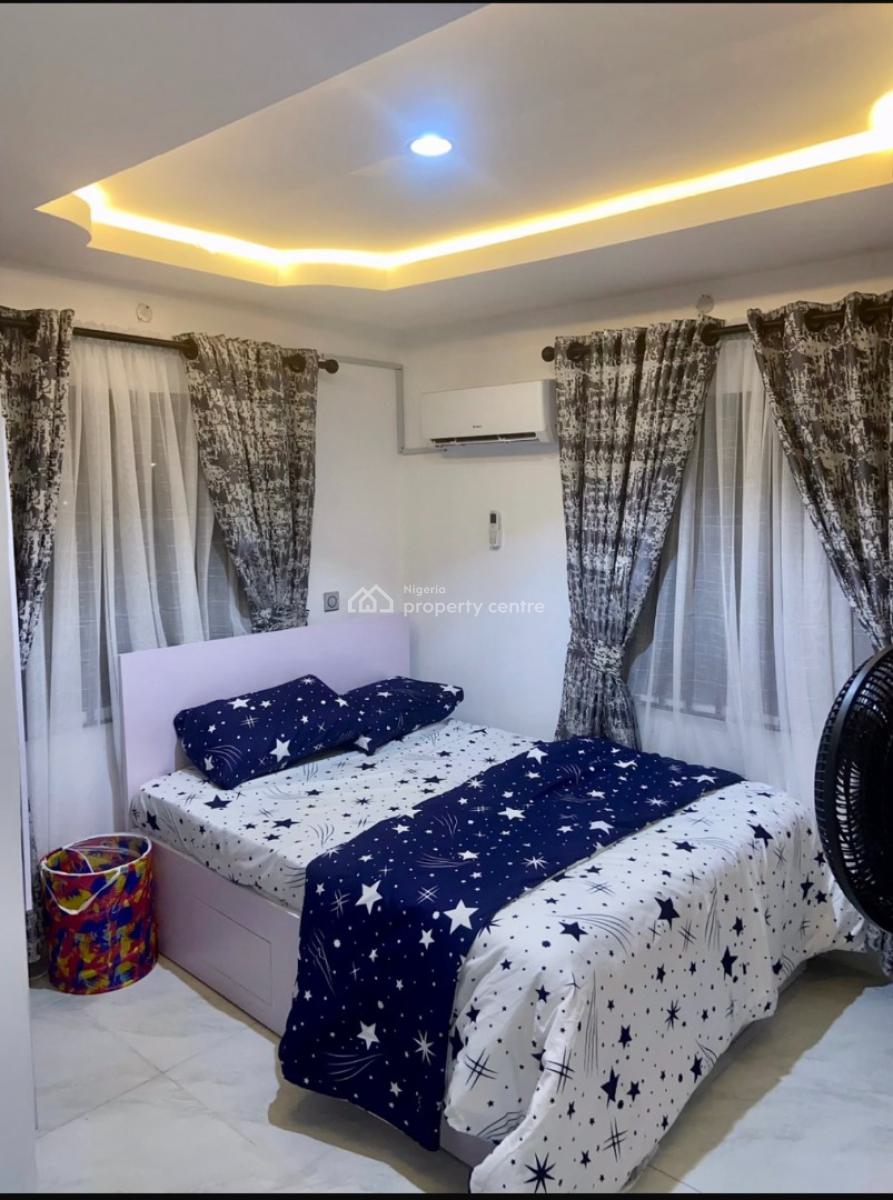 Nicely Furnished 2 Bedroom Apartment, Gbagada, Lagos, Flat / Apartment Short Let