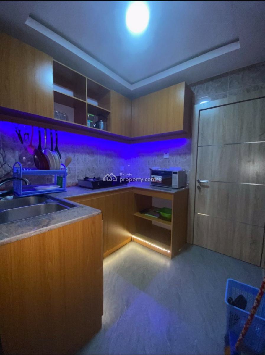 Nicely Furnished 2 Bedroom Apartment, Gbagada, Lagos, Flat / Apartment Short Let