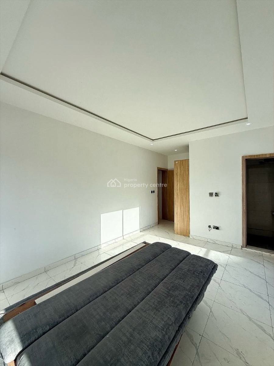 2- Bedroom Apartment with a Pool, Ikate Elegushi, Lekki, Lagos, Flat / Apartment for Sale