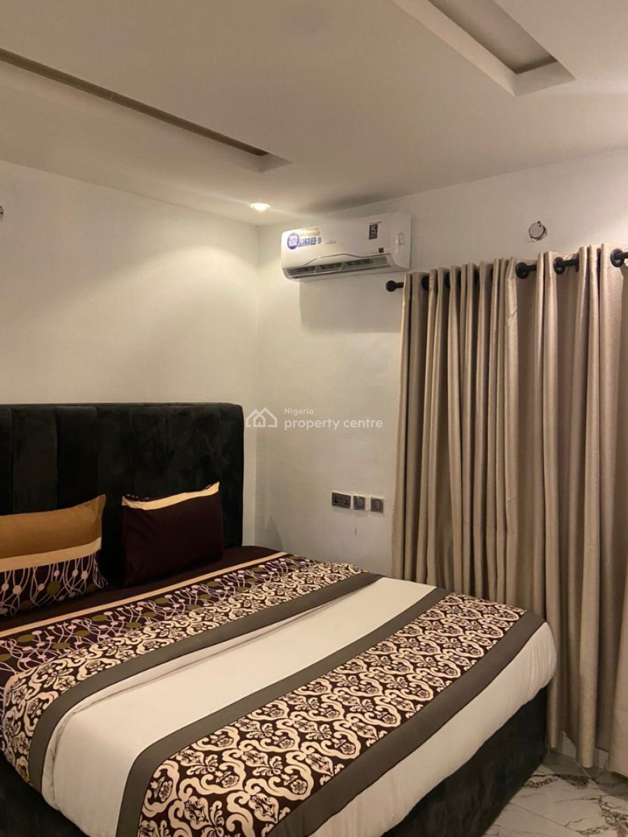 Nicely Furnished 2 Bedroom Apartment, Gbagada, Lagos, Flat / Apartment Short Let
