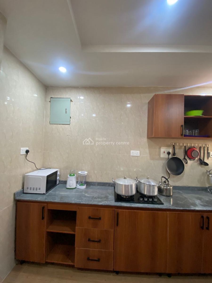 Nicely Furnished 2 Bedroom Apartment, Gbagada, Lagos, Flat / Apartment Short Let