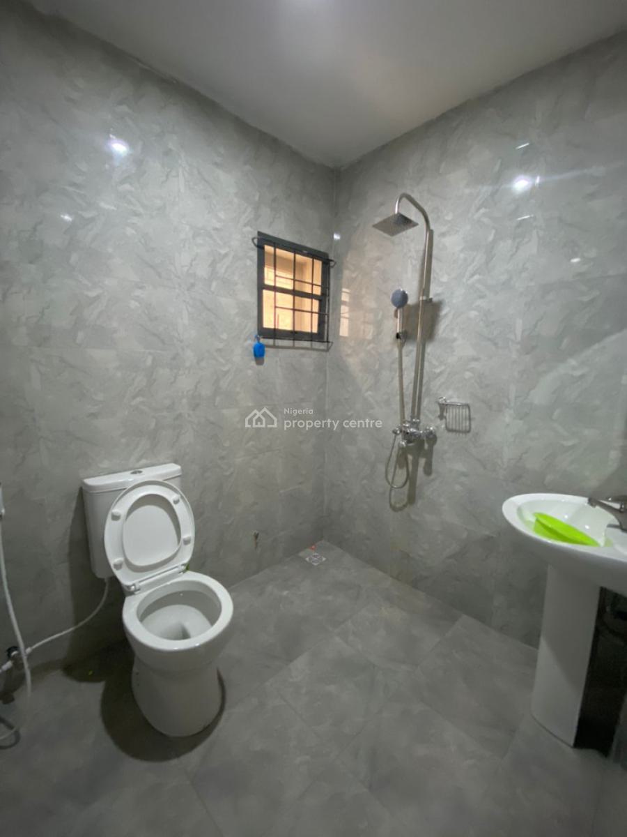 Nicely Furnished 2 Bedroom Apartment, Gbagada, Lagos, Flat / Apartment Short Let