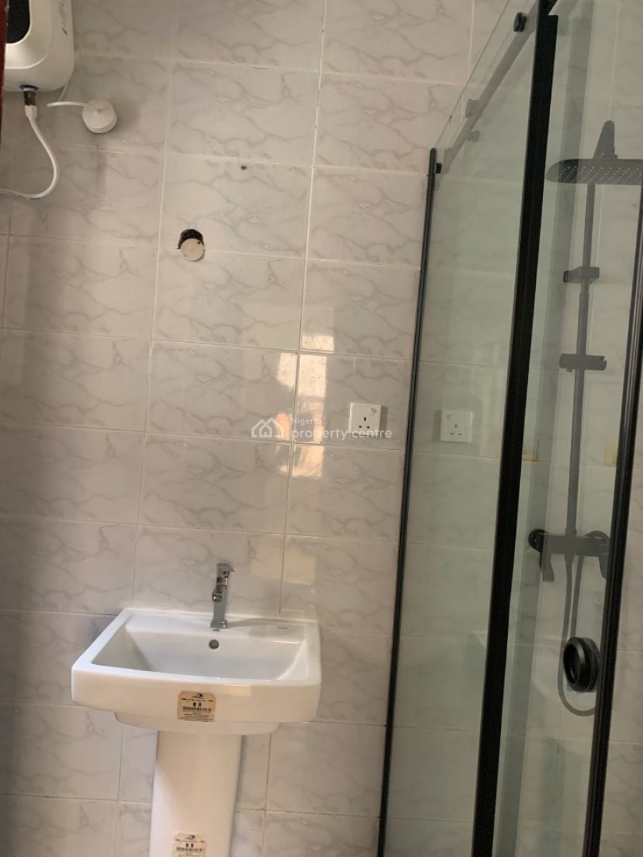Luxurious Spacious 2 Bedroom Apartment with Excellent Finishing, Ikate, Lekki, Lagos, Flat / Apartment for Rent