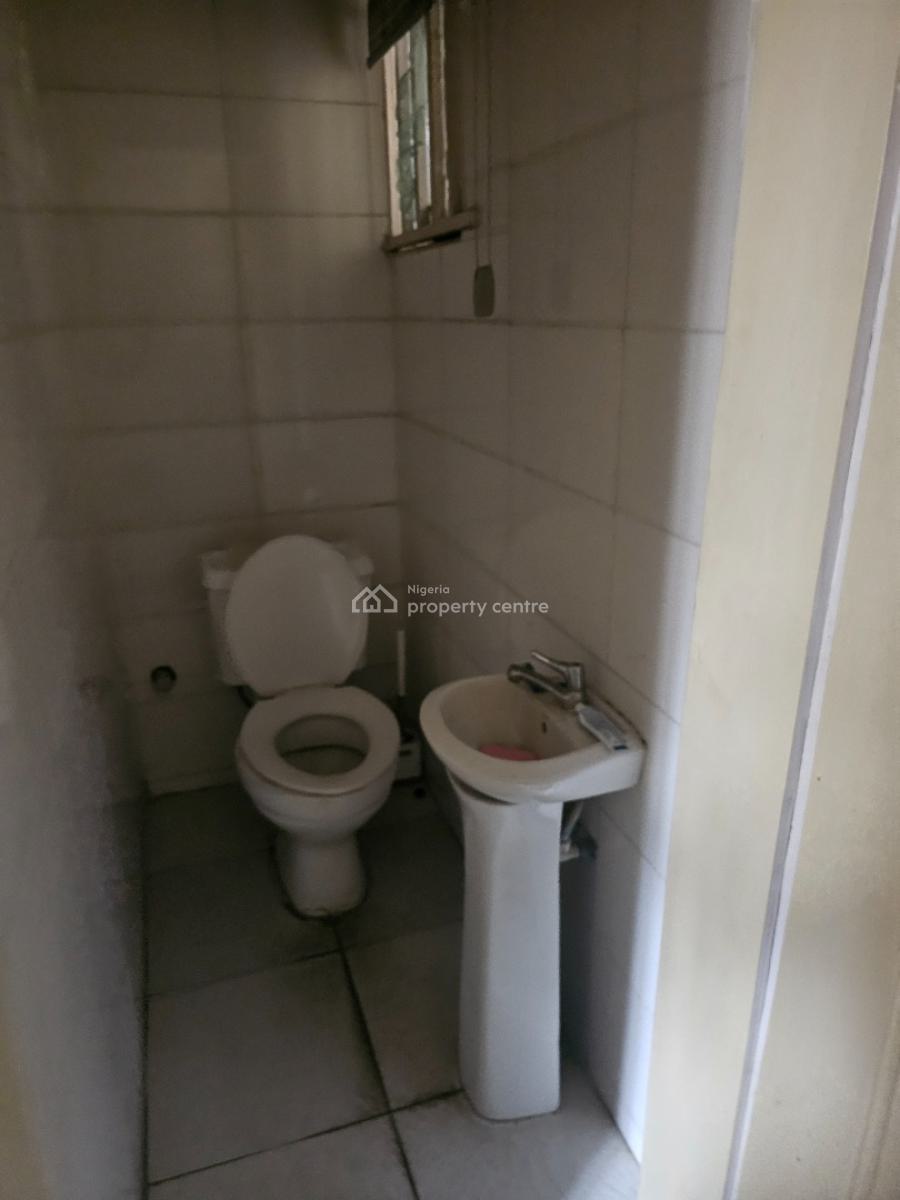 Mini Flat, Off Folashbo, Lekki Phase 1, Lekki, Lagos, Mini Flat (room and Parlour) for Rent