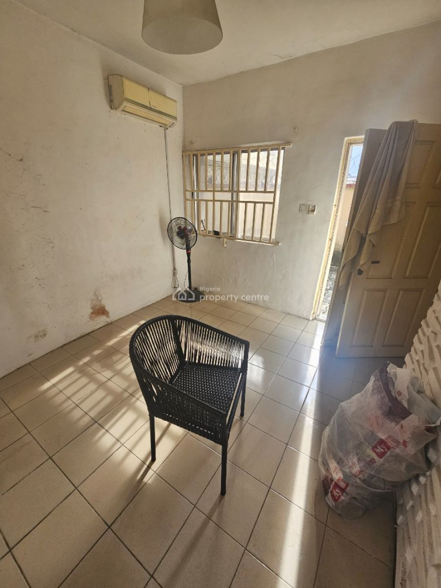 Mini Flat, Off Folashbo, Lekki Phase 1, Lekki, Lagos, Mini Flat (room and Parlour) for Rent