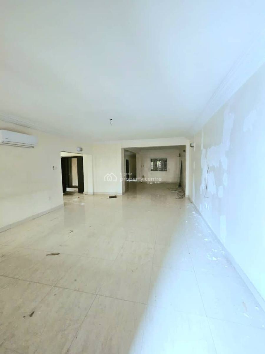 Cozy 3-bedroom Apartment with Pool and Bq, Victoria Island (vi), Lagos, Flat / Apartment for Rent