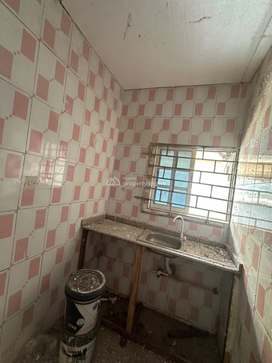Excellent 1 Bedroom Apartment, Sahara Estate, Lokogoma District, Abuja, Flat / Apartment for Rent