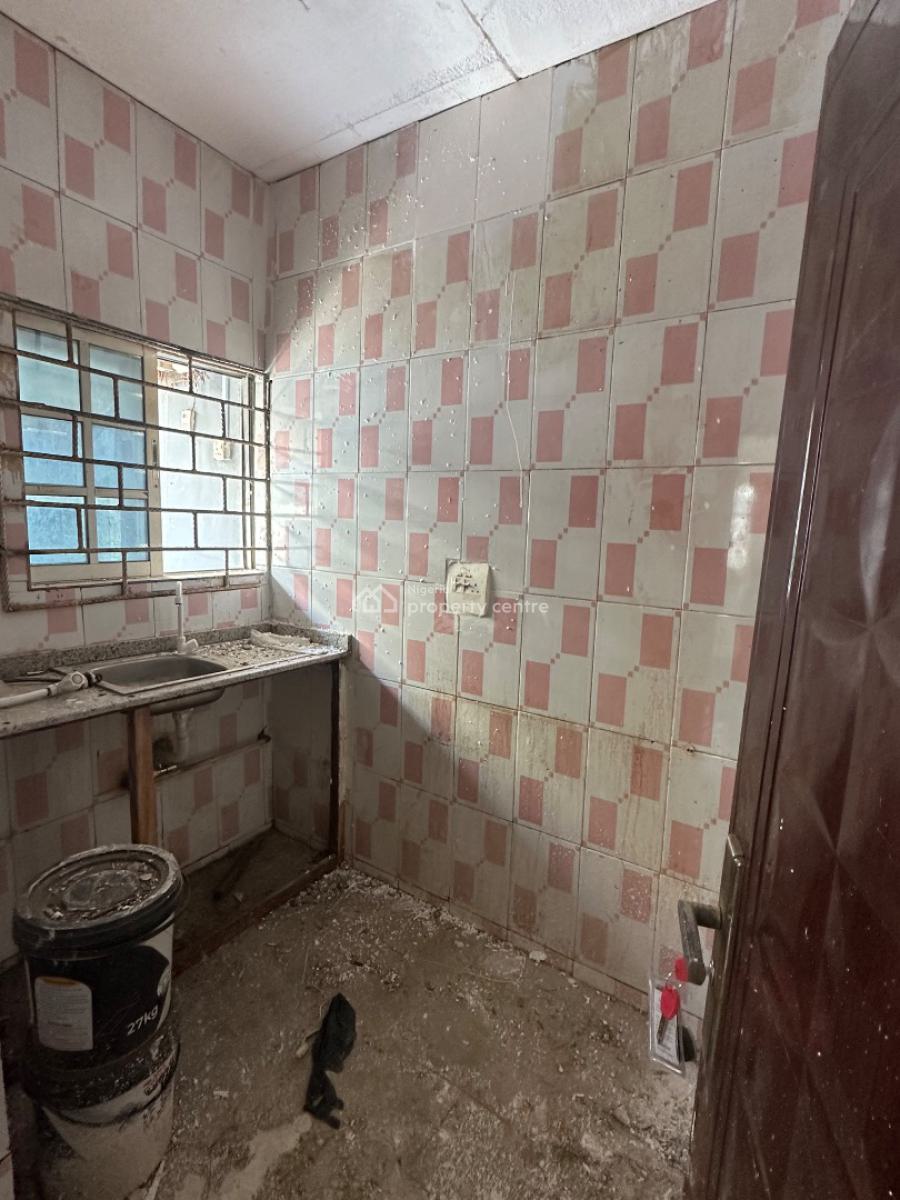 Excellent 1 Bedroom Apartment, Sahara Estate, Lokogoma District, Abuja, Flat / Apartment for Rent
