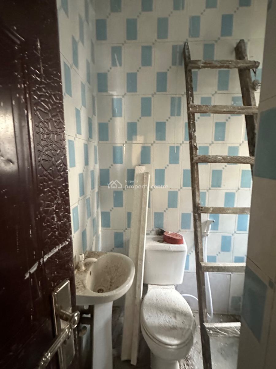 Excellent 1 Bedroom Apartment, Sahara Estate, Lokogoma District, Abuja, Flat / Apartment for Rent