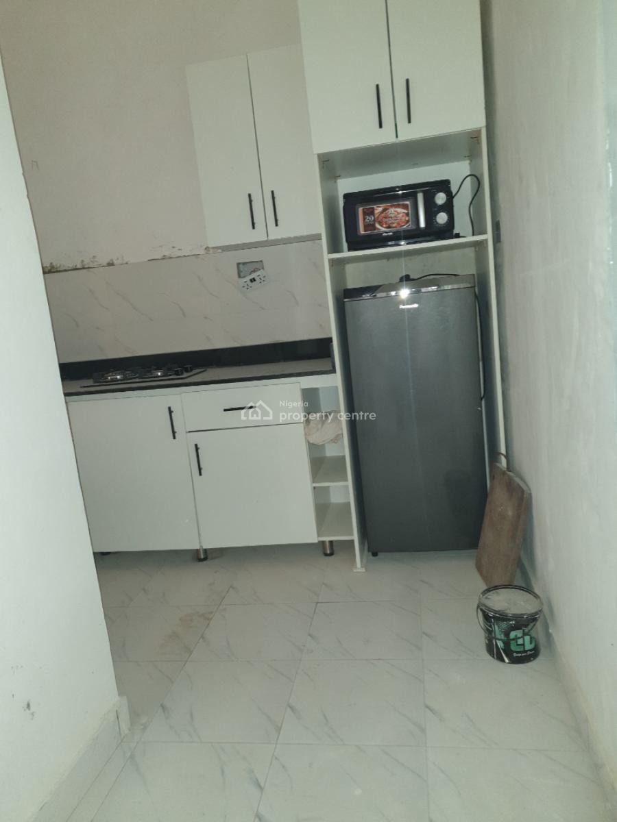 Spacious Miniflat, Spg, Ologolo, Lekki, Lagos, Mini Flat (room and Parlour) for Rent