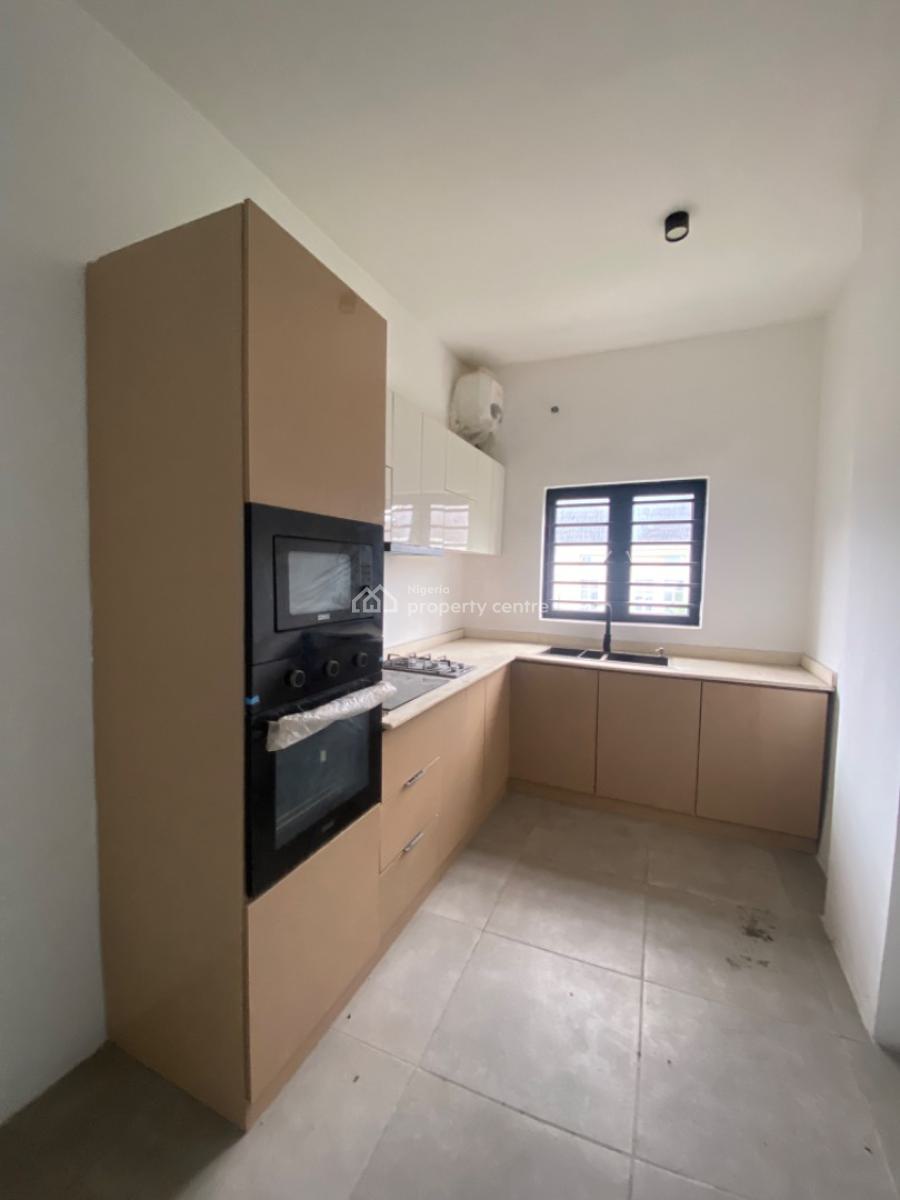 2 Bedroom Flat with Bq, Agungi, Lekki, Lagos, Flat / Apartment for Sale