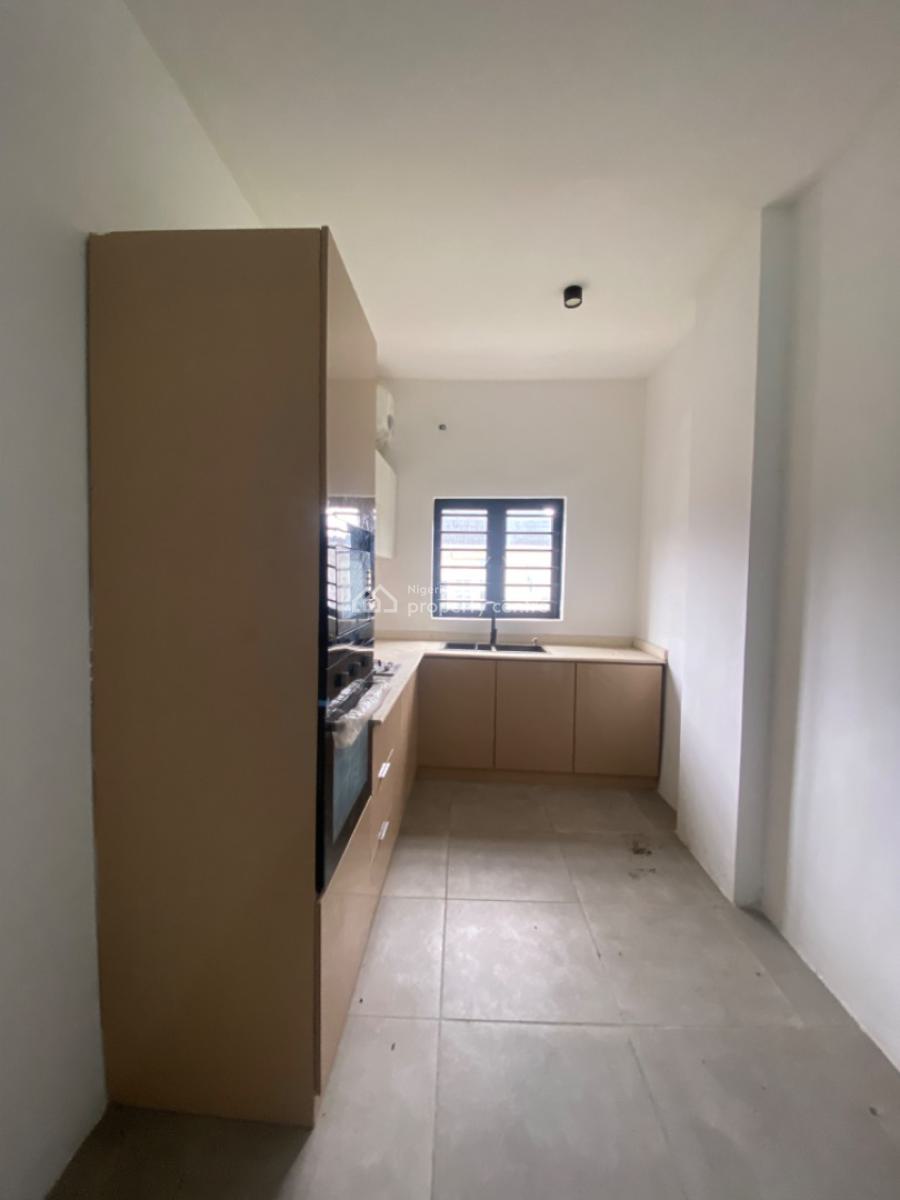 2 Bedroom Flat with Bq, Agungi, Lekki, Lagos, Flat / Apartment for Sale