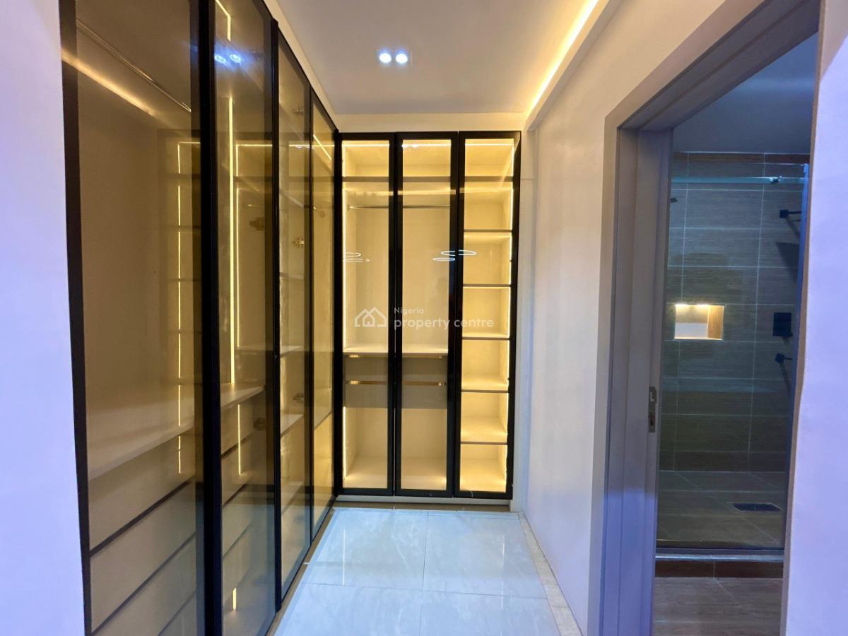 Nicely Furnished Four Bedroom Apartment, Oniru, Victoria Island (vi), Lagos, Flat / Apartment Short Let